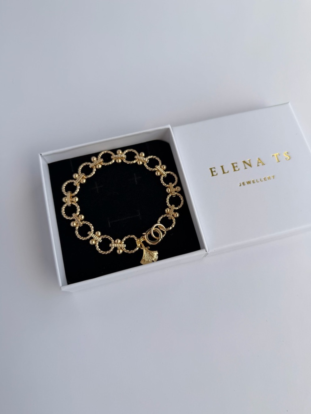 553 Gold Charm Link Bracelet